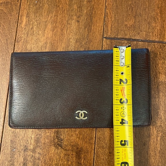Chanel Brown Long Bifold Wallet - Picture 5 of 14